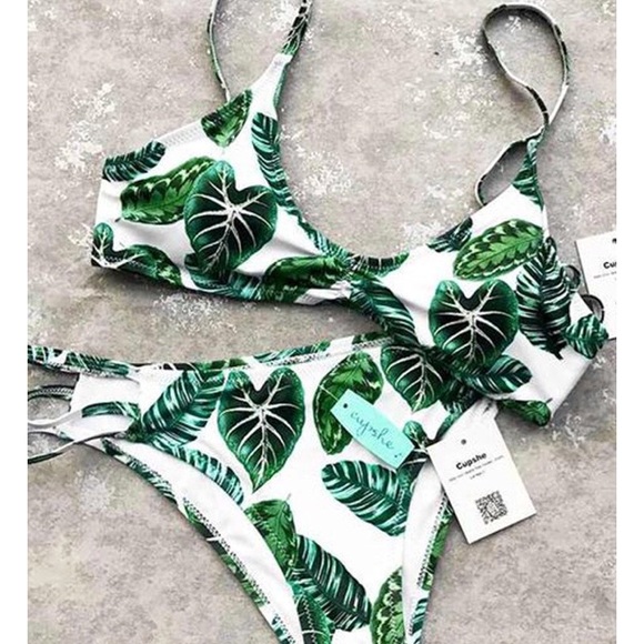 **NWT** Cupshe Green Jade Leaves Bikini Set - Picture 2 of 4